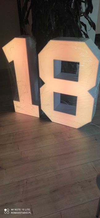 Cyfra 18 LED rgb