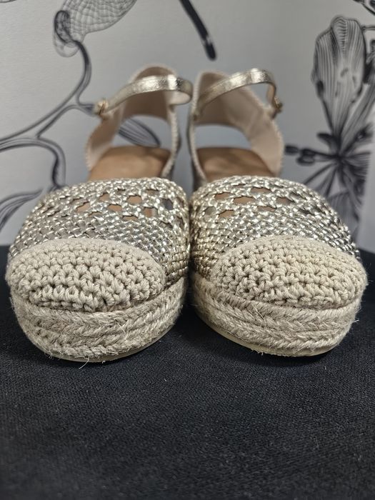 Złote espadryle, rozm. 38