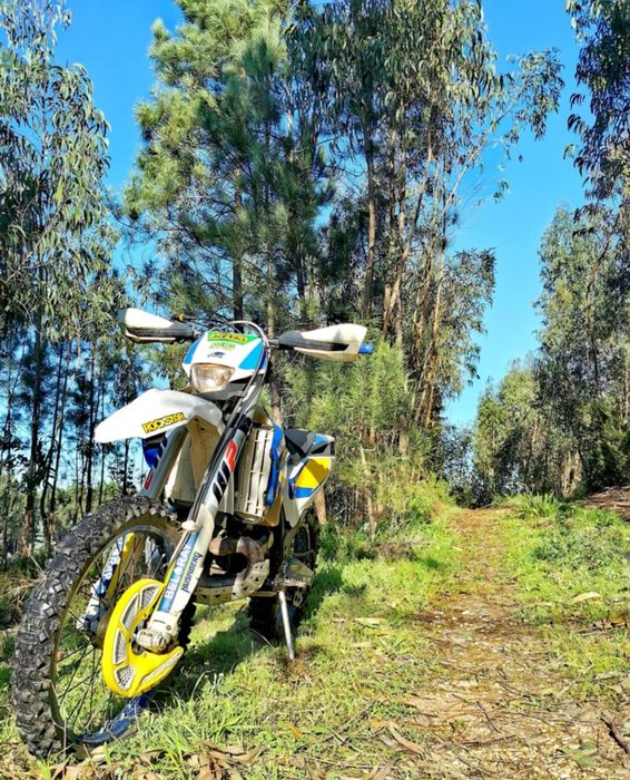 Moto Husaberg Te 300 matriculada