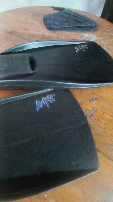 Barbatanas marca B MAX 45/47