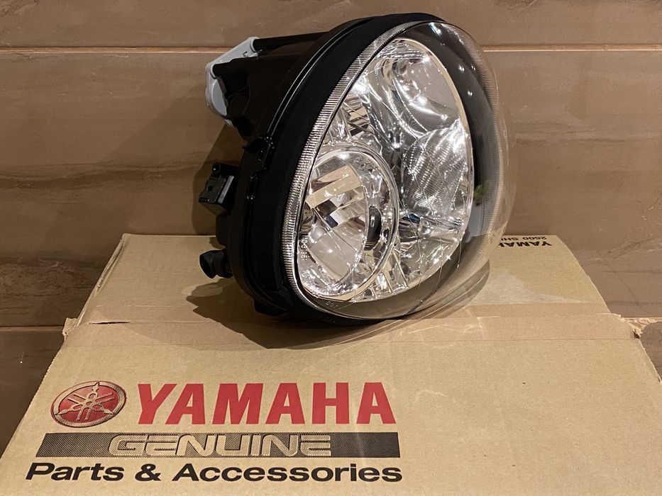 Yamaha stratoliner lampa