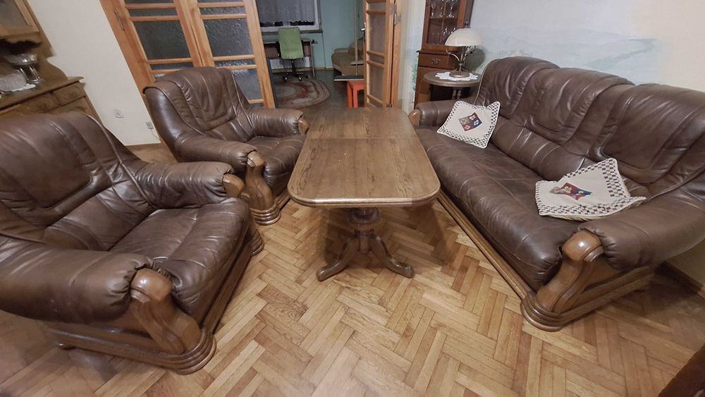 Komplet wypoczynkowy, skórzany.