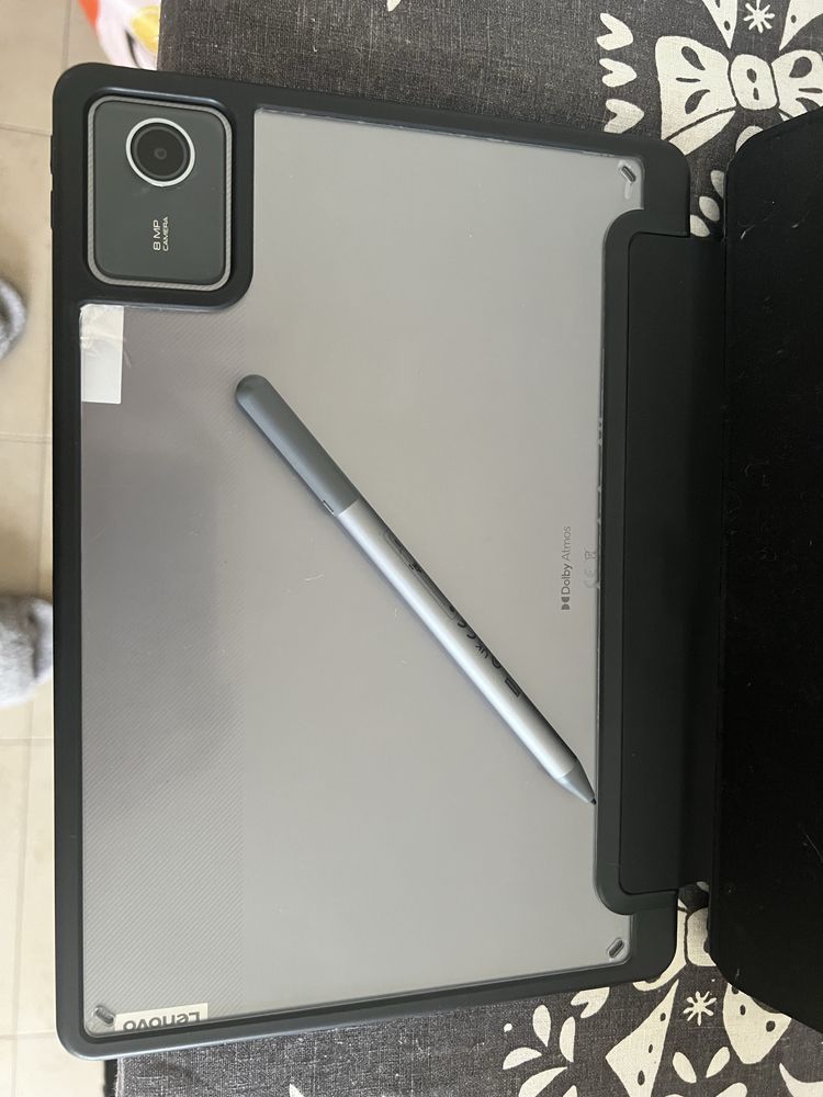 Tablet Lenovo M11 com caneta e capa