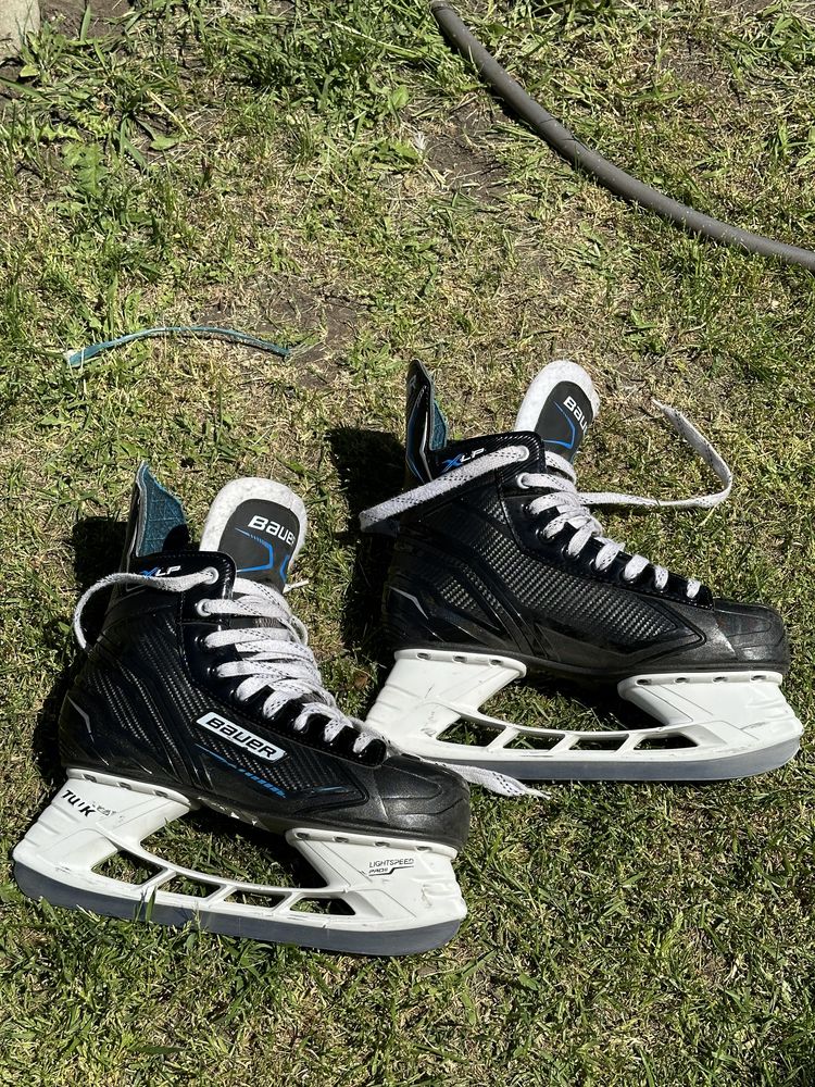 Продам ковзани Bauer
