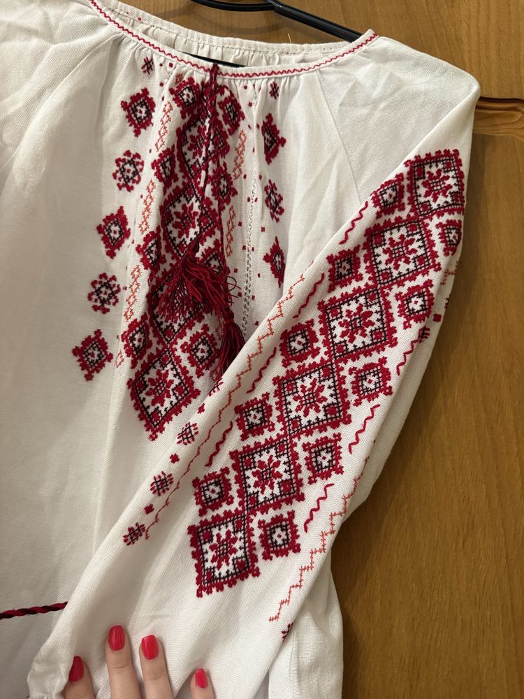 Вишиванка жіноча