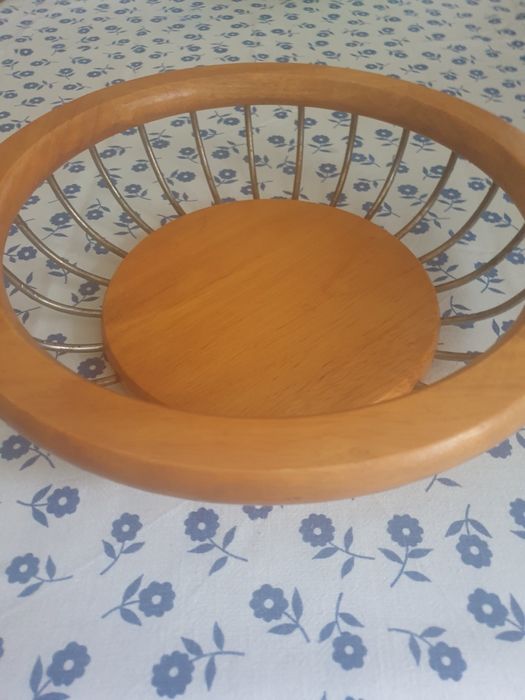 Taca drewniana na owoce