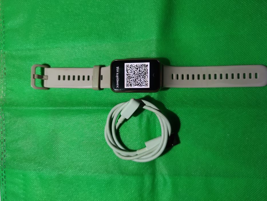Смарт-годинник Huawei Band 6 FRA-B19