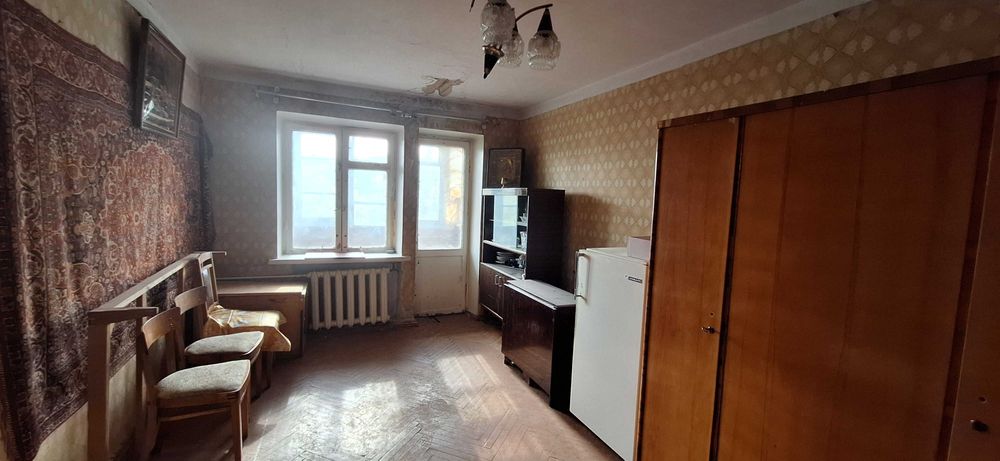 Продам 1 кімнатна повногабаритна квартира 9 500