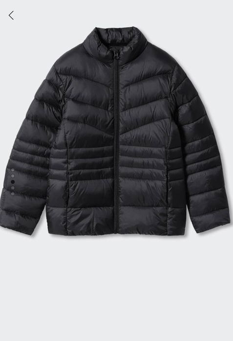 Курточка Манго чорна