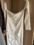 Vestido Branco Elegante com abertura nas costas