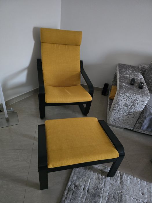 Poltrona e pousa pés - Ikea