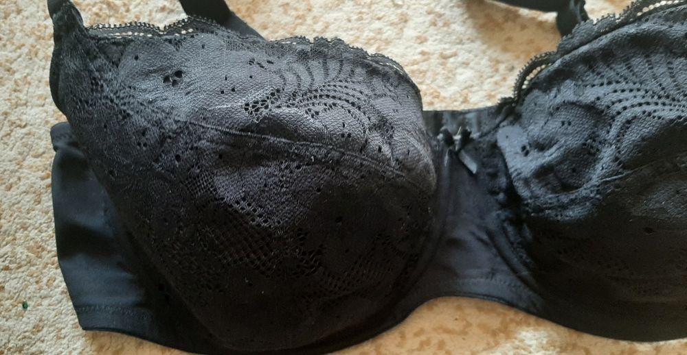 Biustonosz damski czarny 85G Gatta