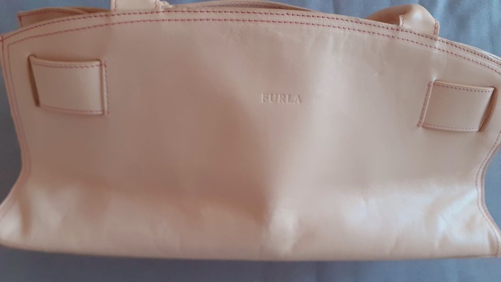 Mala beje original Furla em muito bom estado