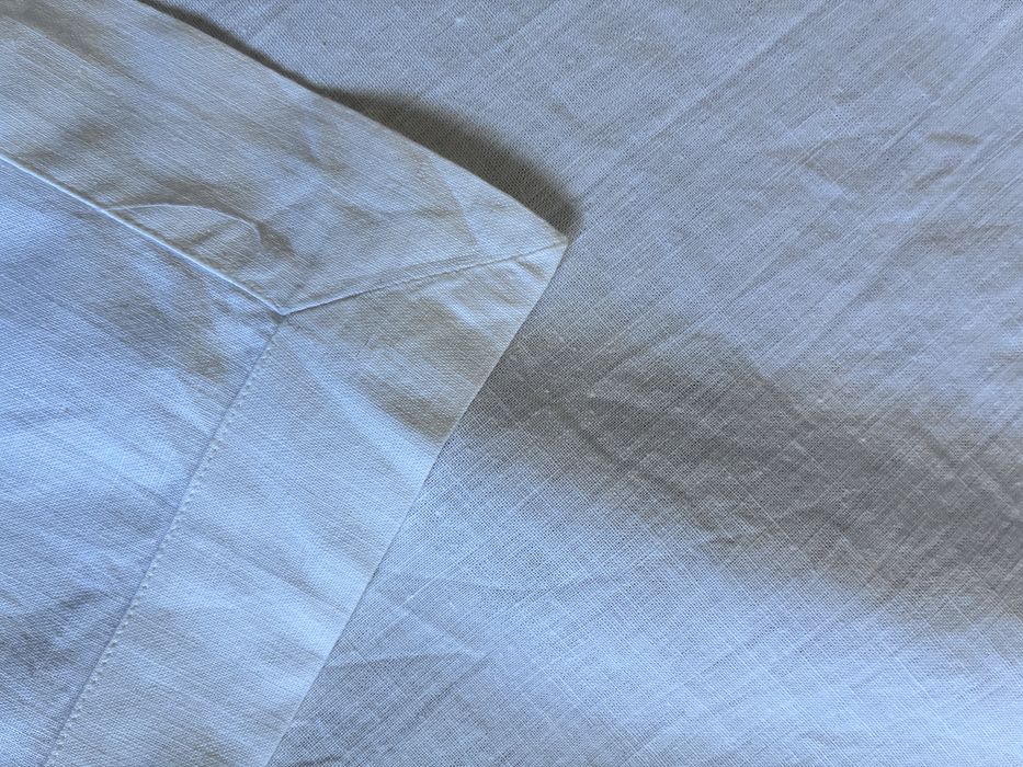 Biały obrus 137 x 117 z haftem