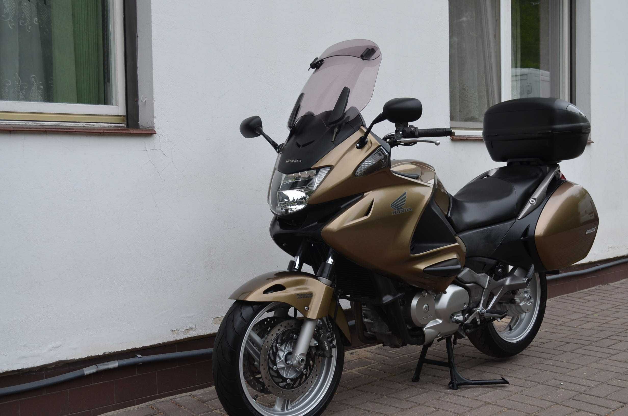 Honda Deauville NT 700 V ABS oryginał