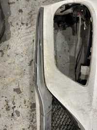 Mercedes C-Klassa w205 amg zderzak przód prawy chrom