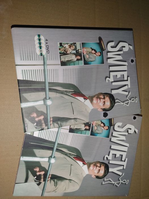 Święty sezon 1 edycja specjana Box 4DVD