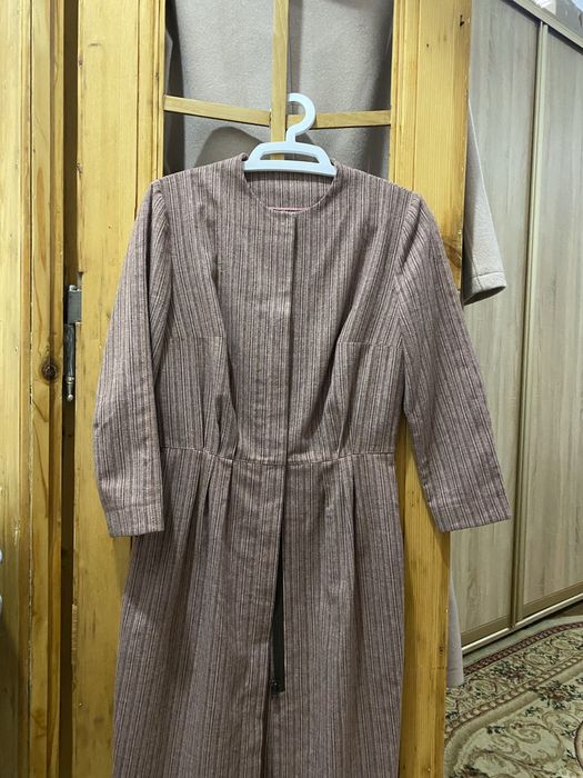 Сукня на блискавці