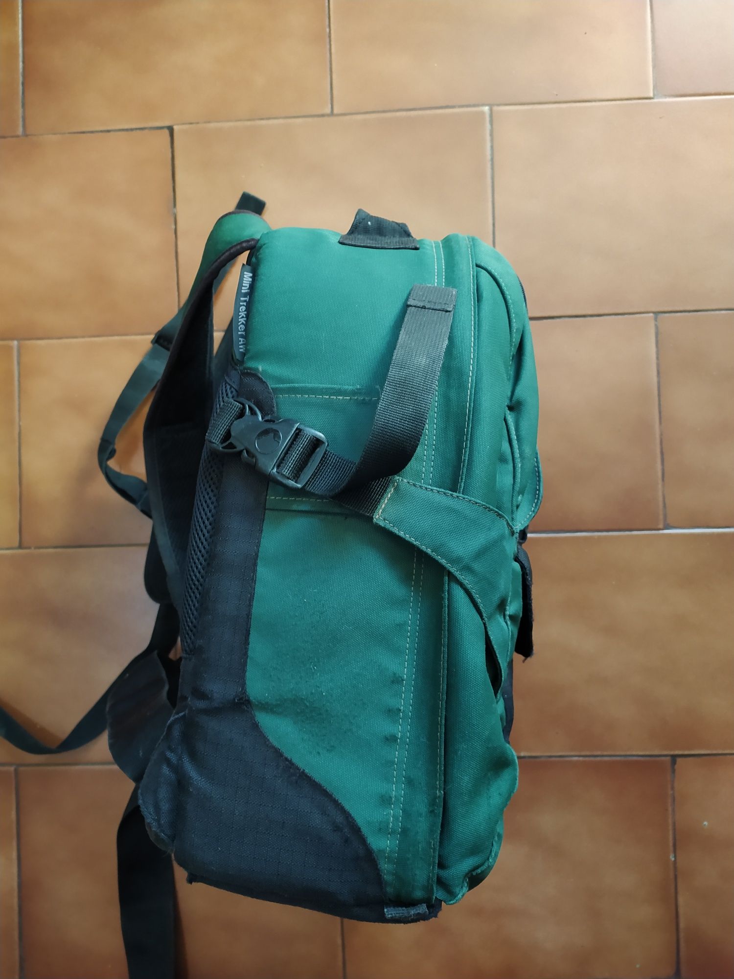 Mochila fotografia Lowepro + oferta correia Canon