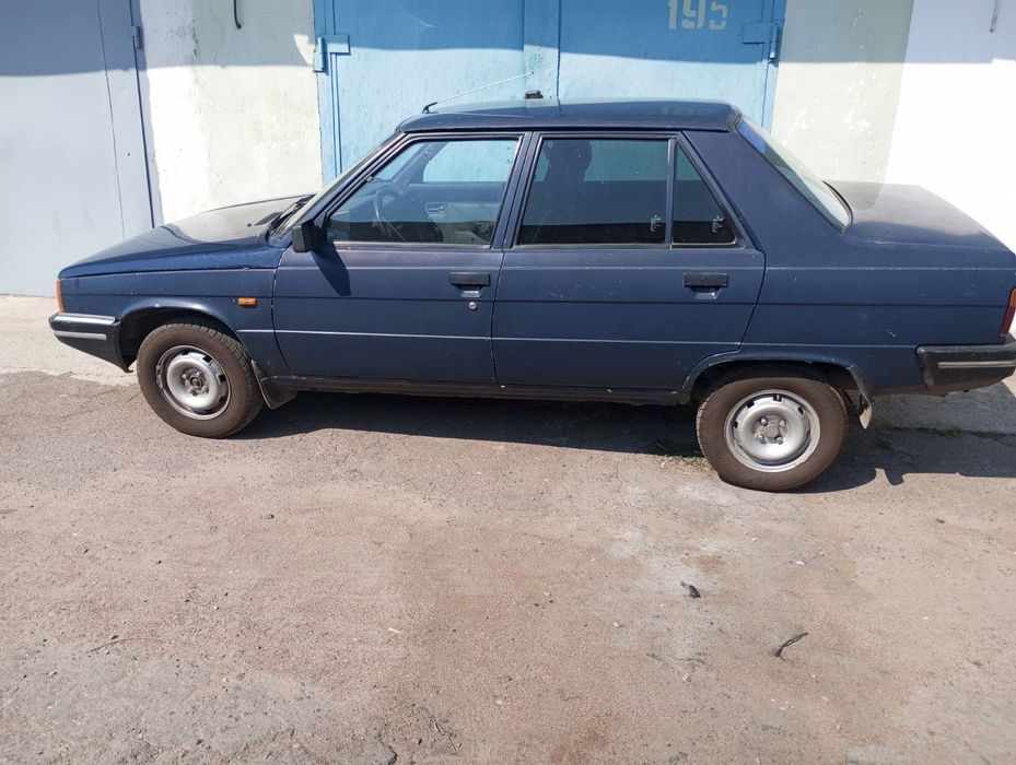 Продається Renault 9