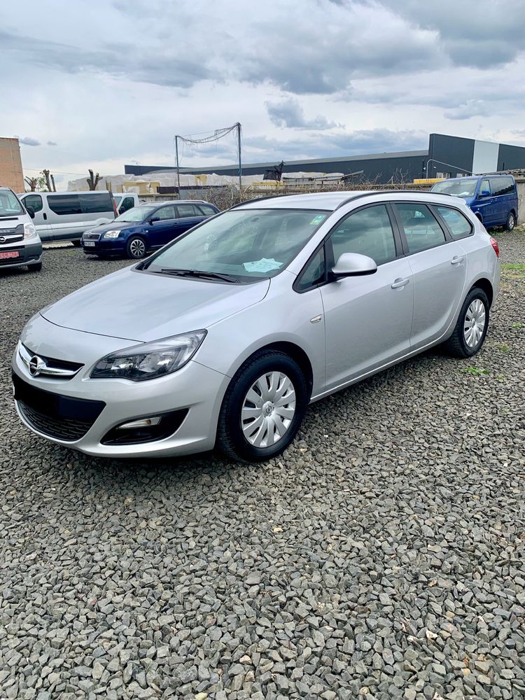 Opel Astra j 2014