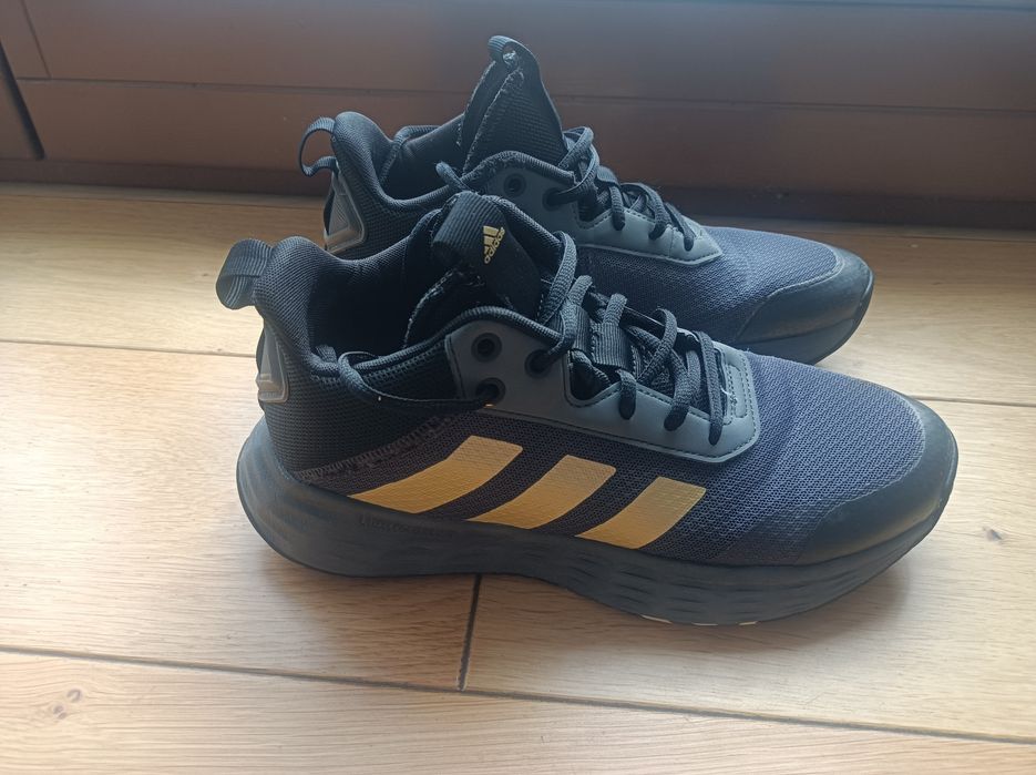 Buty sportowe adidas