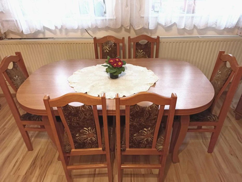 Stół rozkładany + 6 krzeseł