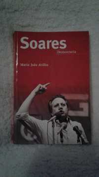 Soares - Democracia