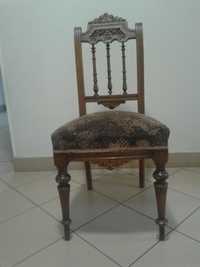 Piękne krzesło antyk lite drewno ponad 100-letnie