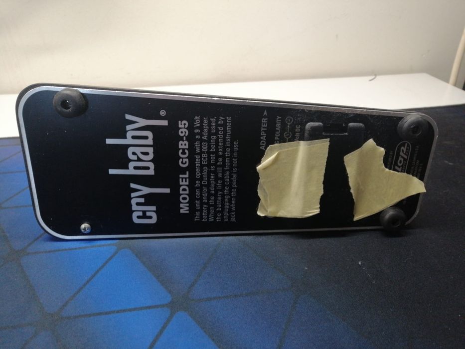 Crybaby wah wah dunlop