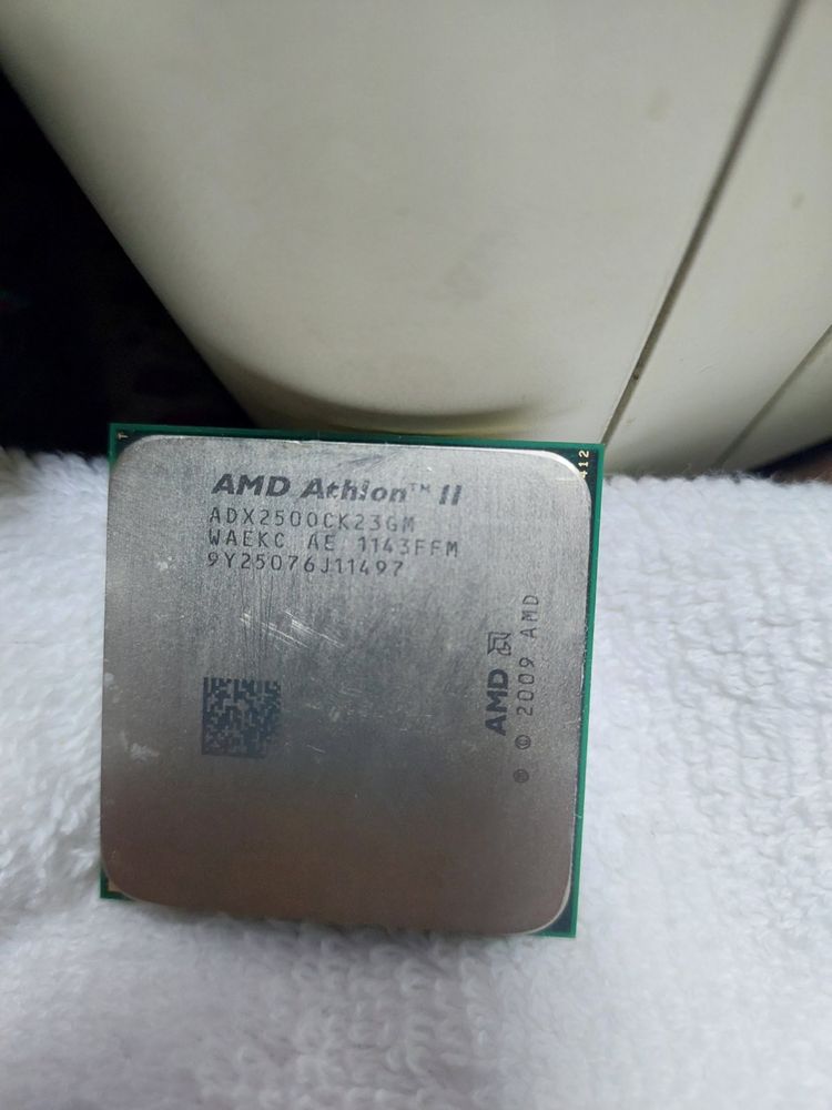Процессор AMD Athlon ll X2 250, МГц 3000