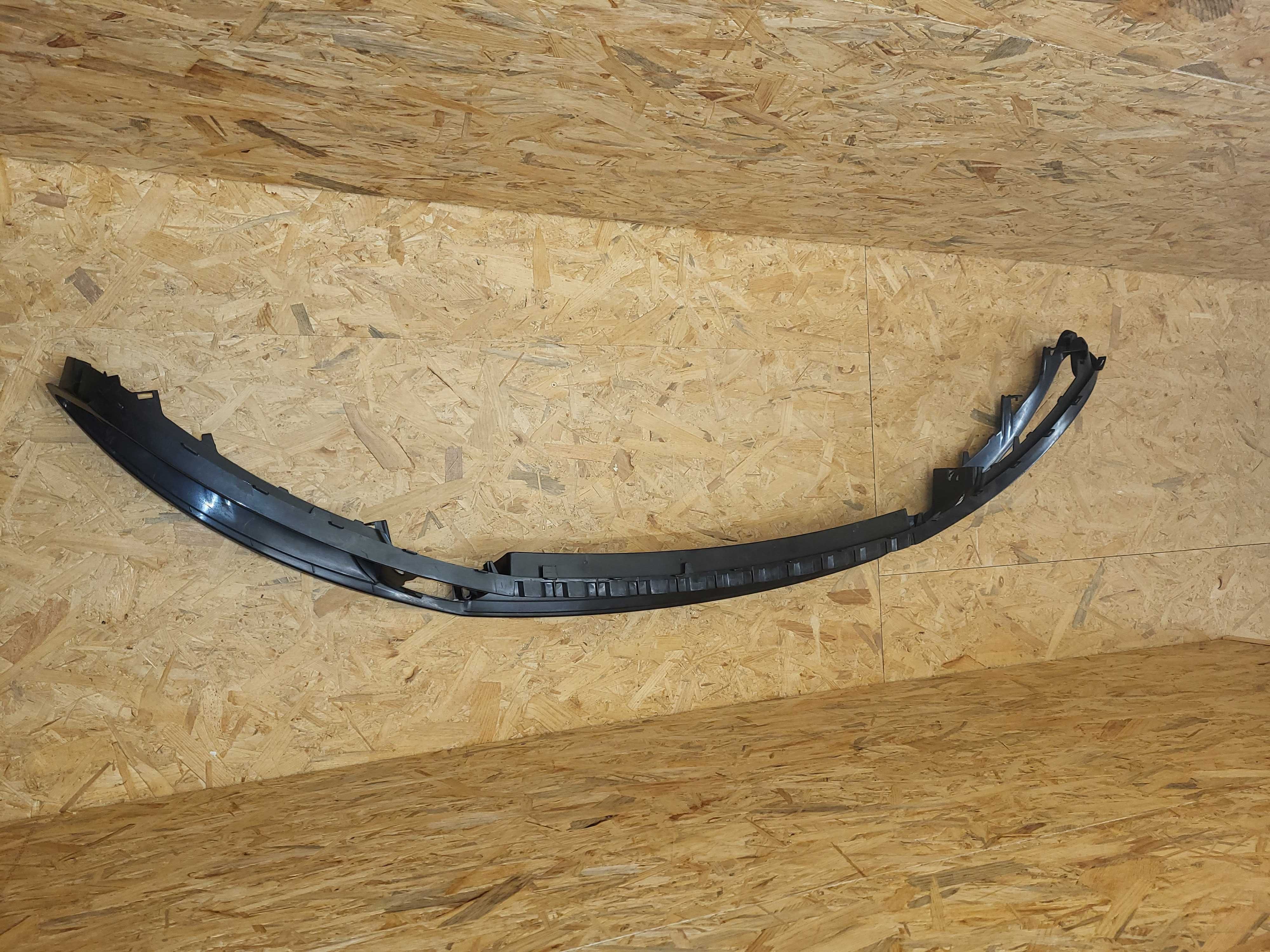 kratka w zderzak vw Phaeton Pheaton 03-08r środkowa stan - nowa