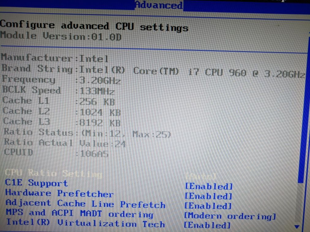 Intel Core i7-960 (4Ядра, 2.67–3.2ГГц) [LGA1366 сокет]