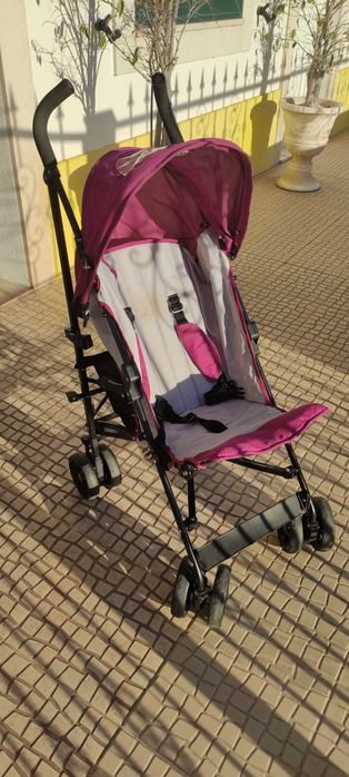 Carrinho de passeio infantil como novo até 15kg