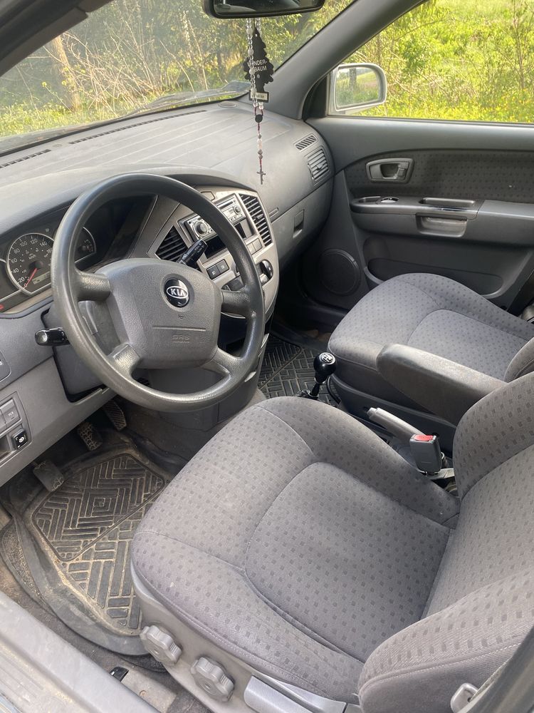kia carens 2005 1.8 + lpg