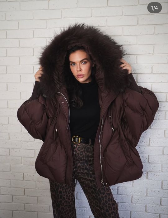 Пухова куртка з хутром