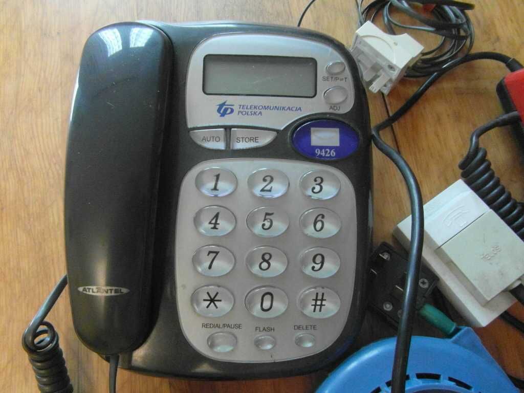 Stacjonarne telefony PRL