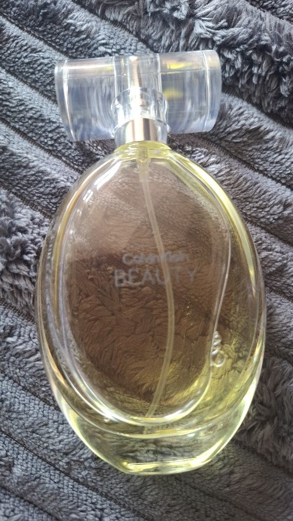Perfumy Calvin Klein Beauty – 50 ml – oryginał

Na sprzedaż damskie p