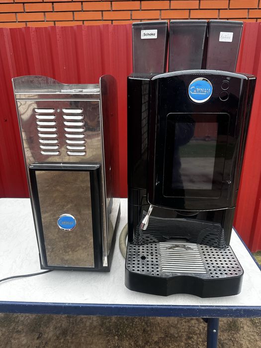 Каво машина з холодильником Carimali