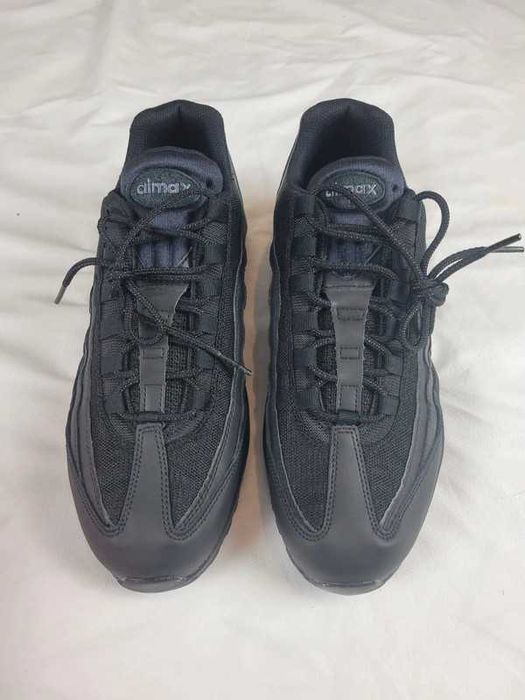 Nike Air Max 95 Essential Triple Black R42
