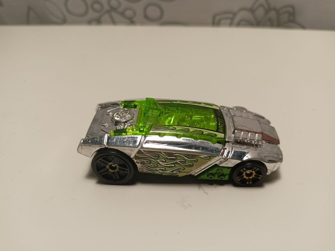 Samochód hot wheels auto