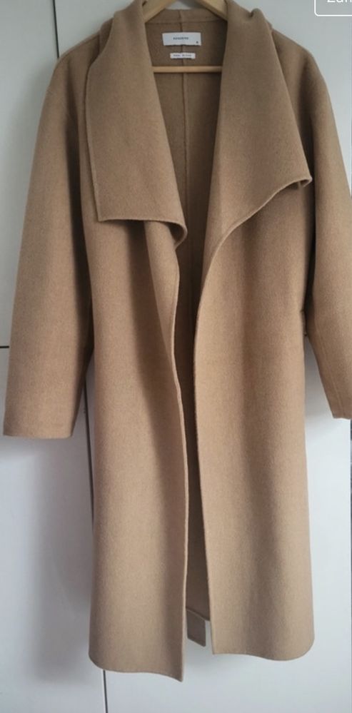 Płaszcz szlafrokowy wool blend wełniany Reserved camel nude