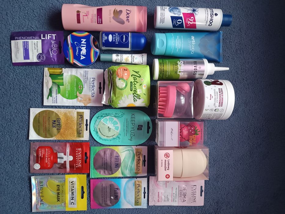 Zestaw nowych kosmetyków