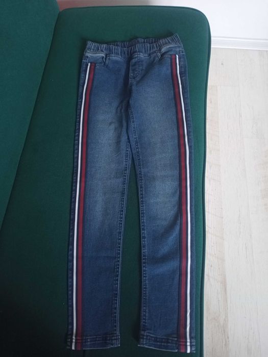 Spodnie jeansowe rozm. 146 cm