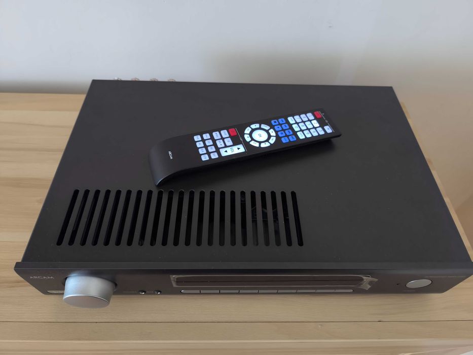 Stereo, wzmacniacz Arcam SA20 + głośniki Aqustic Quality Wega 55MKIII