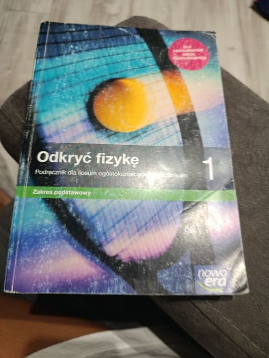 Podręcznik do fizyki do liceum i techniki klasa 1
