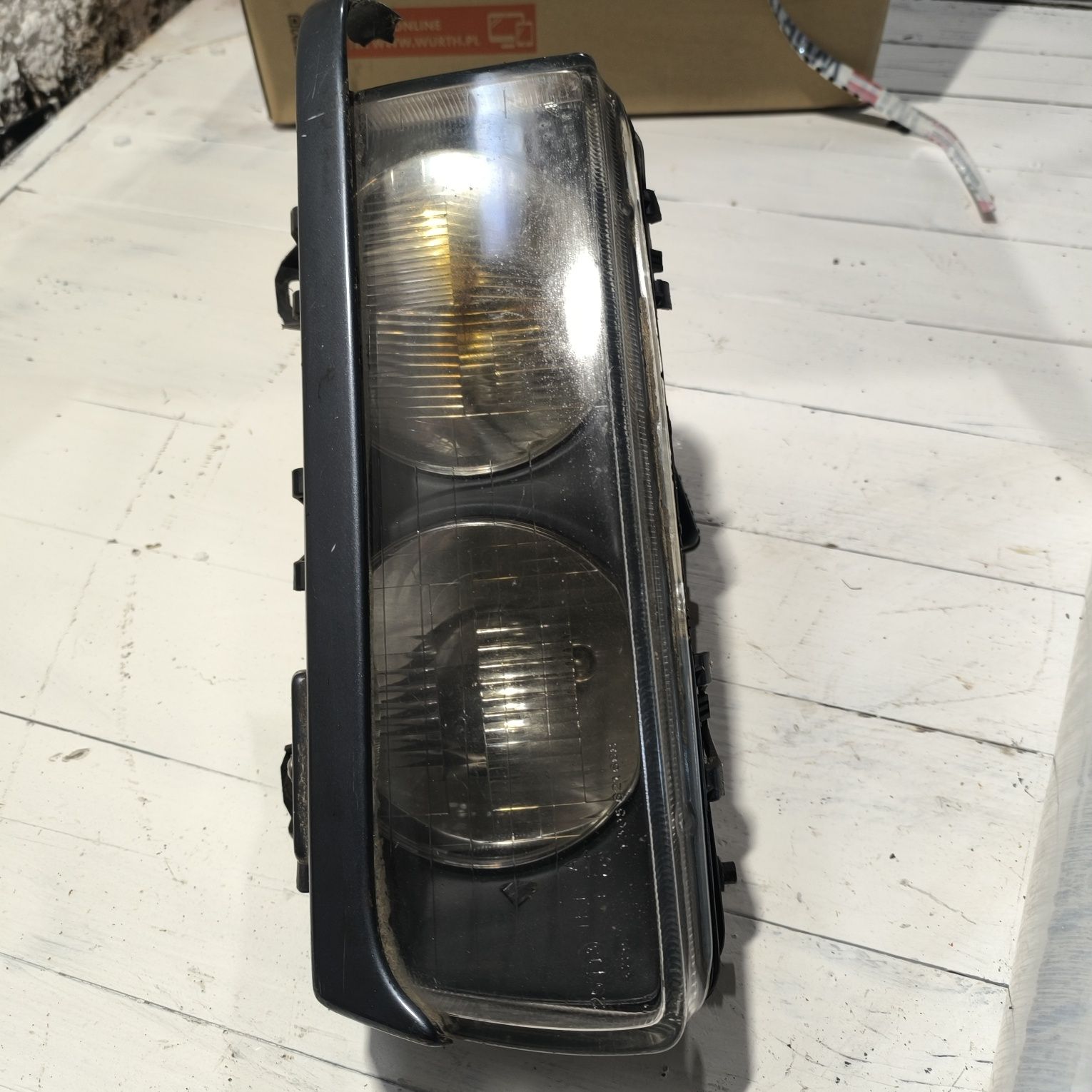 Lampa przód lewa BMW E36