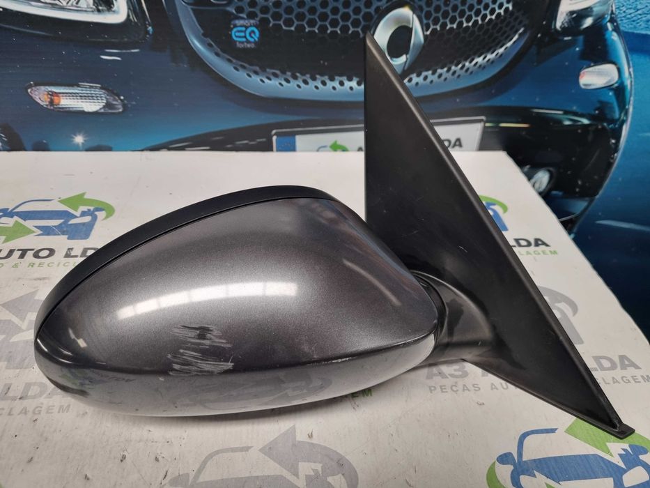 Espelho retrovisor lado direito BMW E81