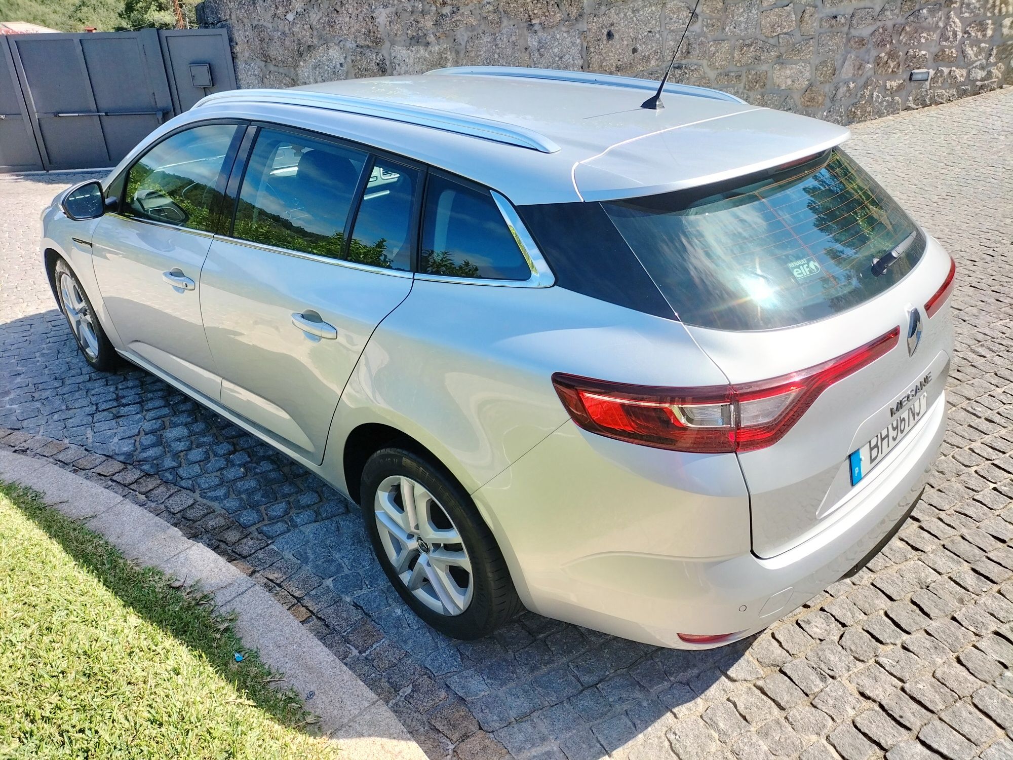Renault Megane sport tourer
