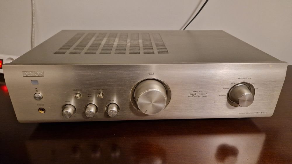 Wzmacniacz Denon PMA-520AE z pilotem. Bardzo dobry